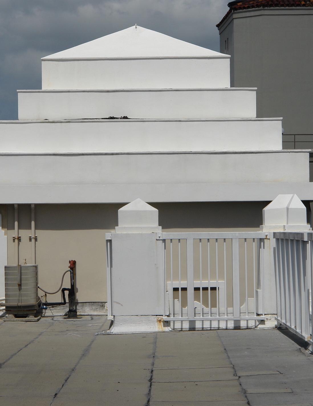 Calle de la Tanca 500 - Edificio Ochoa - San Juan (Viejo San Juan) - 2012 00024